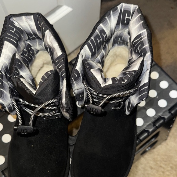 UGG Black Quilted Boots - Picture 3 of 7